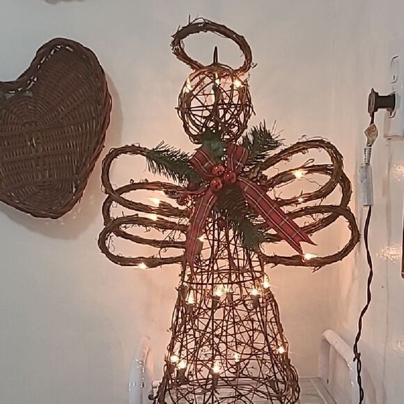 Rustic Holiday Angel with Lights - Picture 1 of 7